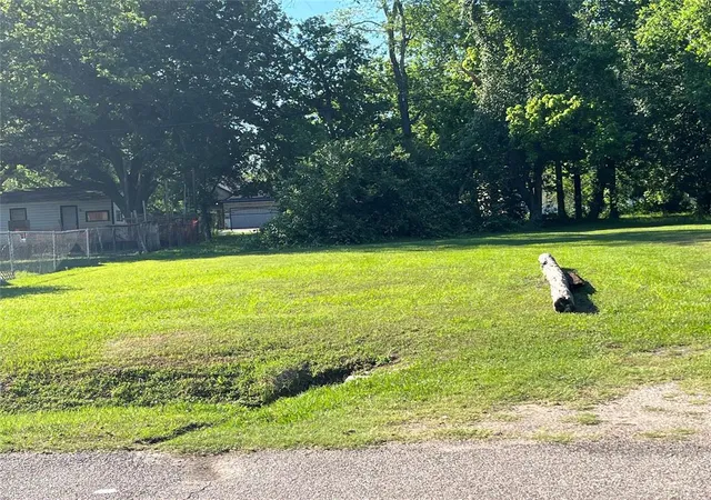 Photo 1 of Land for sale at 0 St Clair St, Houston, TX 77088 | MLS# 40573378 | Listing updated on 2026-05-09