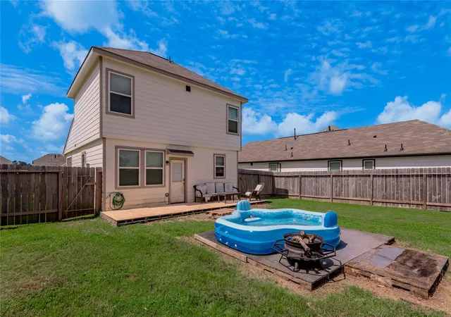 Homes for sale in Huntsville, TX | 116 Pronghorn Dr, Huntsville, TX 77320 | MLS# 80715730