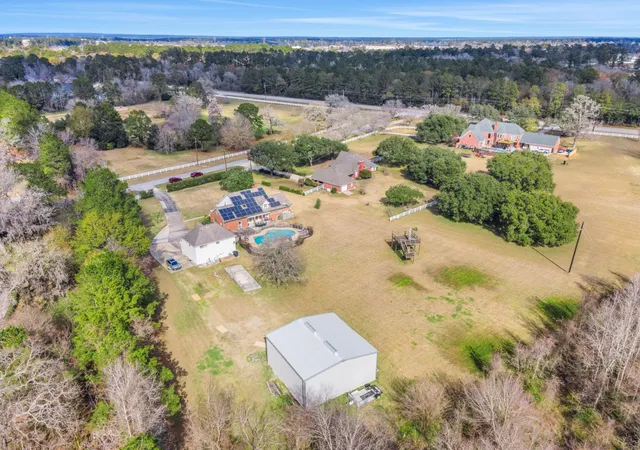 3rd image of 14519 Wildwood Cir, Magnolia, TX 77354 | MLS# 29309503