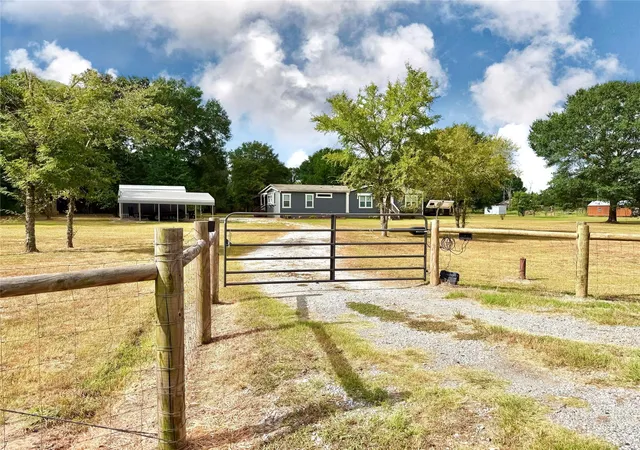 Photo 2 of Sale Pending at 6541 Fm 977 W, Normangee, TX 77871 | MLS# 12963580 | Listing updated on 2026-09-05