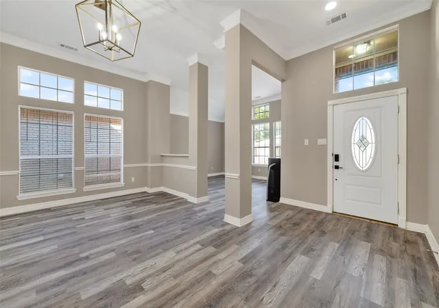 Photo 2 of Single family home for sale at 13815 Muirfield Village Dr, Houston, TX 77069 | MLS# 14266411 | Listing updated on 2026-08-03