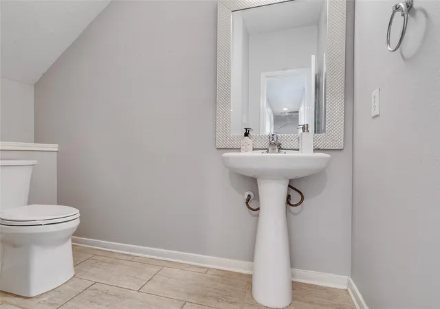 Photo 3 of Single family home for sale at 2615 Fern Lacy Dr, Spring, TX 77388 | MLS# 27461503 | Listing updated on 2026-09-13