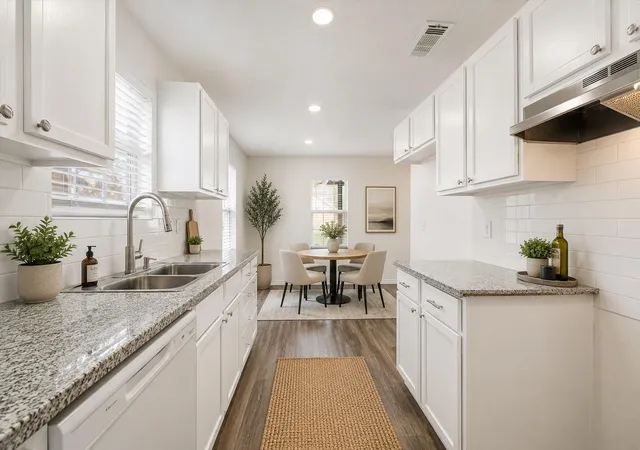 5th image of 815 Fields St, Richmond, TX 77469 | MLS# 29703355
