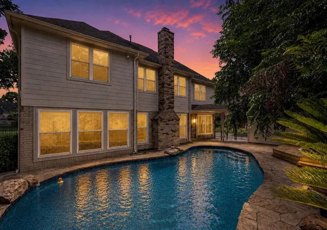 2nd image of 75 Stalybridge St, Sugar Land, TX 77479 | MLS# 10247515