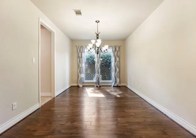 Photo 3 of Sale Pending at 131 Deerchase Dr, Conroe, TX 77384 | MLS# 14226203 | Listing updated on 2026-10-02