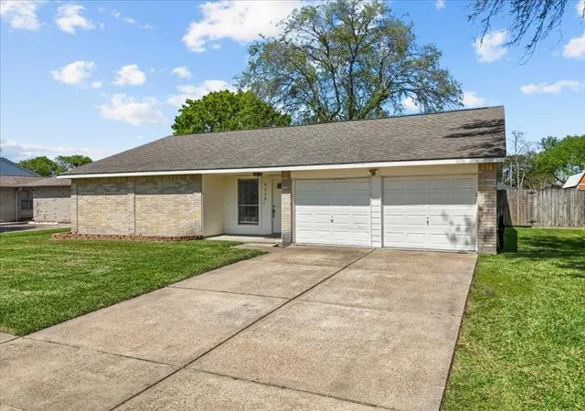 2nd image of 9739 Rustic Rock Rd, La Porte, TX 77571 | MLS# 21565519