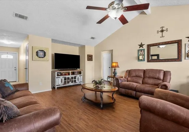 5th image of 9739 Rustic Rock Rd, La Porte, TX 77571 | MLS# 21565519