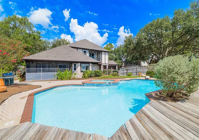 Photo 2 of Single family home for sale at 20207 Hampshire Rocks Dr, Katy, TX 77450 | MLS# 82860118 | Listing updated on 2026-08-22
