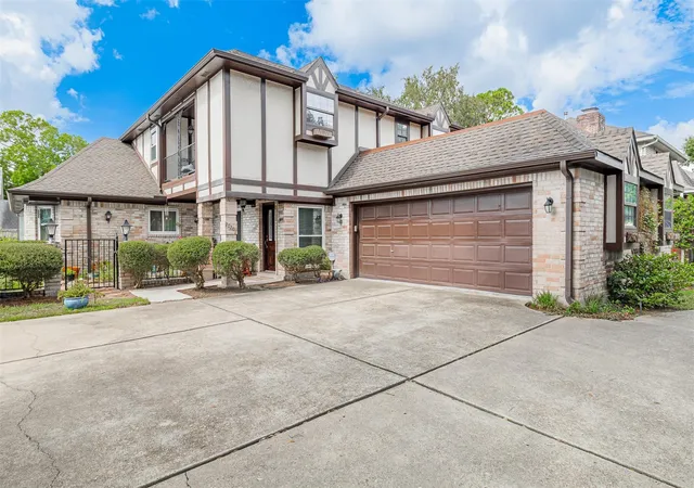 Photo 3 of Single family home for sale at 20207 Hampshire Rocks Dr, Katy, TX 77450 | MLS# 82860118 | Listing updated on 2026-08-22