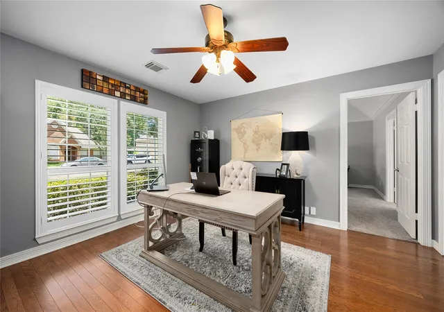 4th image of 4503 Heatherwilde St, Sugar Land, TX 77479 | MLS# 62133569