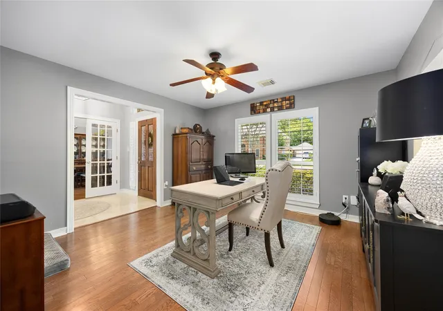 5th image of 4503 Heatherwilde St, Sugar Land, TX 77479 | MLS# 62133569