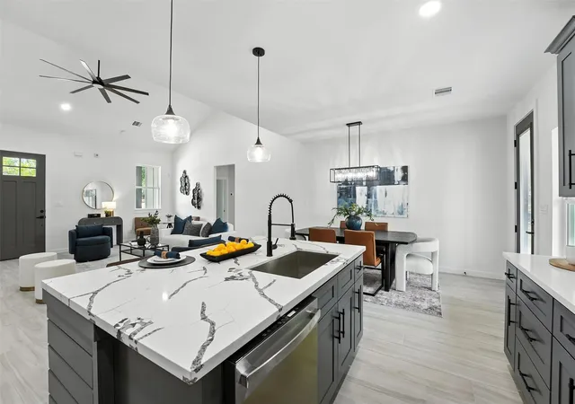 1st image of 252 Davis Bend Rd, Alvin, TX 77511 | MLS# 82666381