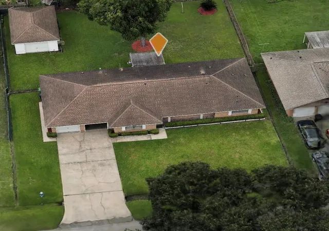 33rd image of 903 E Spreading Oak Dr, Houston, TX 77076 | MLS# 18915966
