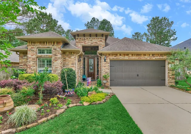 Photo 1 of Single family home for sale at 126 Bellardia Ct, Montgomery, TX 77316 | MLS# 65512038 | Listing updated on 2026-09-10