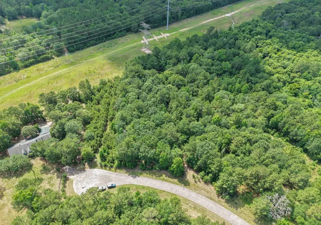 Photo 4 of Land for sale at Tbd Horseshoe Bnd, Waller, TX 77484 | MLS# 65708010 | Listing updated on 2026-09-23