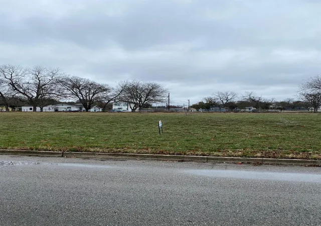 Photo 3 of Land for sale at 337 Dallas St, New Braunfels, TX 78130 | MLS# 4770956 | Listing updated on 2026-09-01