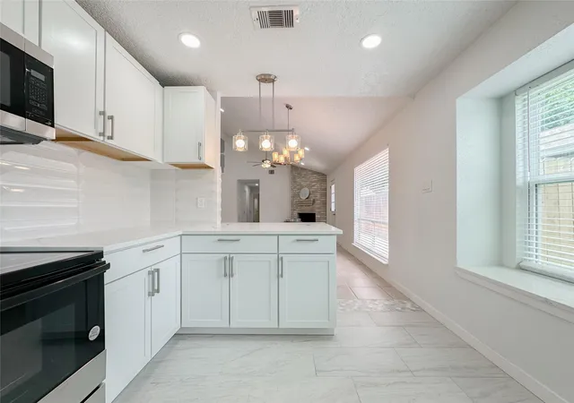 5th image of 22103 Diane Dr, Spring, TX 77373 | MLS# 23078543