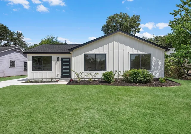 2nd image of 4755 Marietta Ln, Houston, TX 77021 | MLS# 94919130