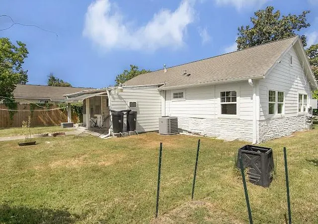 Photo 3 of Single family home for sale at 7901 Helmers St, Houston, TX 77022 | MLS# 67160651 | Listing updated on 2026-08-05