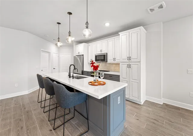5th image of 6804 Westview Dr #3103, Houston, TX 77055 | MLS# 65132710