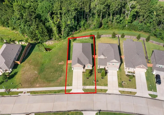 Photo 2 of Single family home for sale at 6167 White Spruce Dr, Conroe, TX 77304 | MLS# 31259620 | Listing updated on 2026-09-20