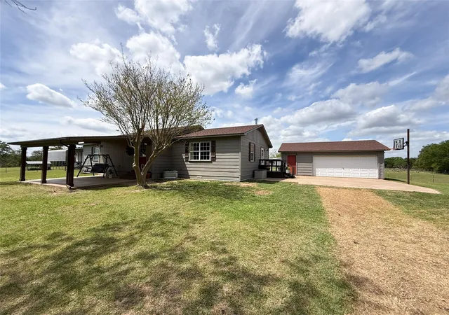 Homes for sale in Buffalo, TX | 9750 Private Road 3080, Buffalo, TX 75831 | MLS# 12152661