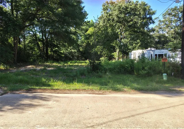 Photo 4 of Land for sale at 305 Angel St, Cleveland, TX 77327 | MLS# 90229886 | Listing updated on 2026-05-13