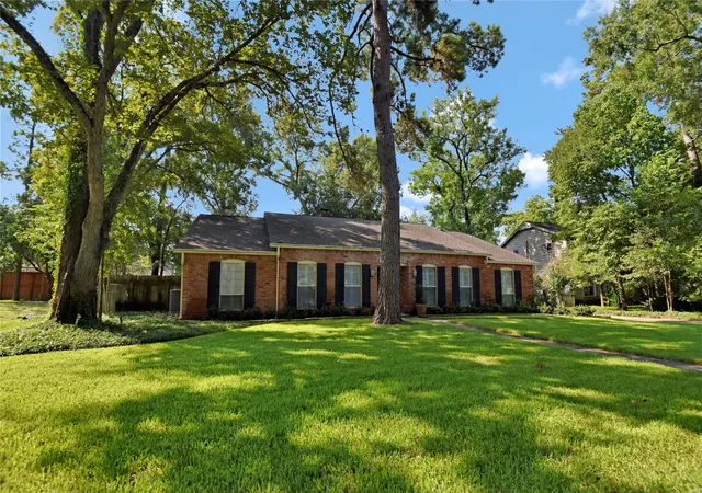 3rd image of 14119 Kellywood Ln, Houston, TX 77079 | MLS# 40720020