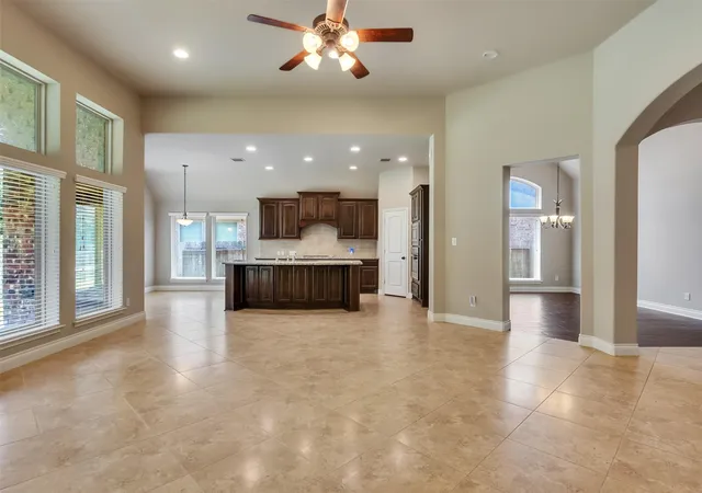 2nd image of 4131 N Creekmont Dr, Fresno, TX 77545 | MLS# 42295623