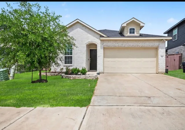 Photo 1 of Sale Pending at 214 Water Grass Trl, Clute, TX 77531 | MLS# 14304394 | Listing updated on 2026-09-06