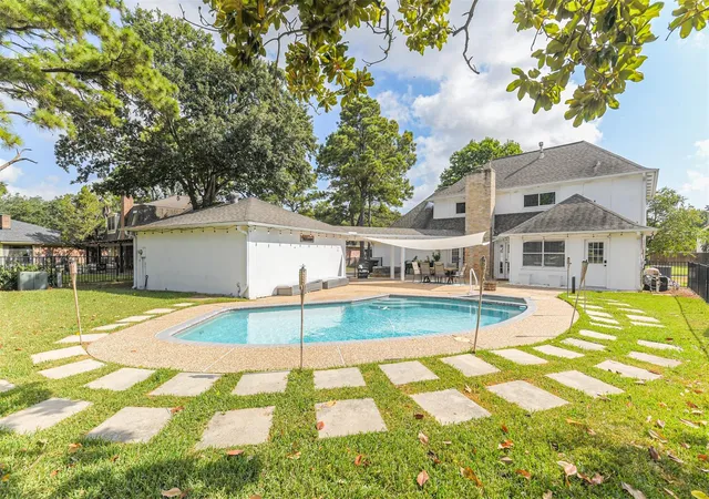 Photo 3 of Single family home for sale at 14823 El Miranda Dr, Houston, TX 77095 | MLS# 6787148 | Listing updated on 2026-09-18