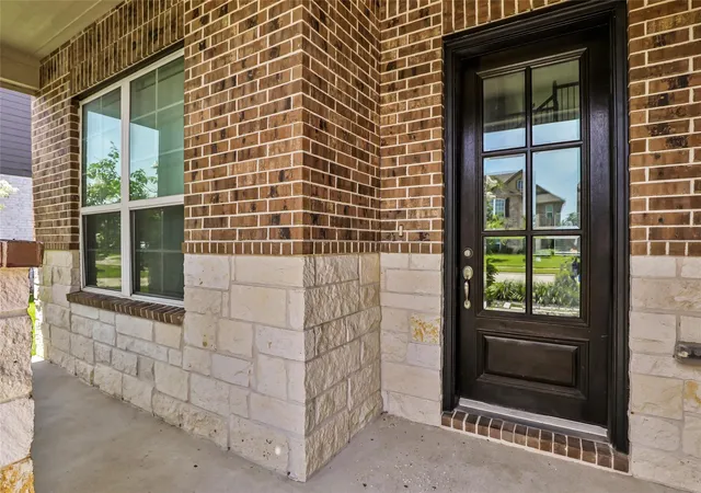 3rd image of 9219 Joe Louis Dr, Baytown, TX 77523 | MLS# 40980370