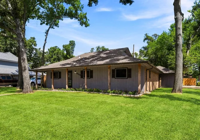 1st image of 9739 Cherokee St, Baytown, TX 77521 | MLS# 97928733