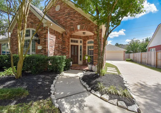 2nd image of 7218 Fall Creek Bnd, Humble, TX 77396 | MLS# 91658910