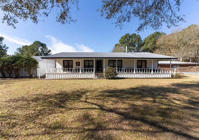 4th image of 7824 Pr 1190, Leona, TX 75850 | MLS# 24338198