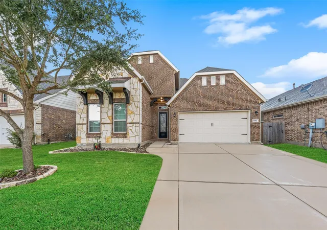 2nd image of 5182 Echo Falls Dr, Alvin, TX 77511 | MLS# 7386164
