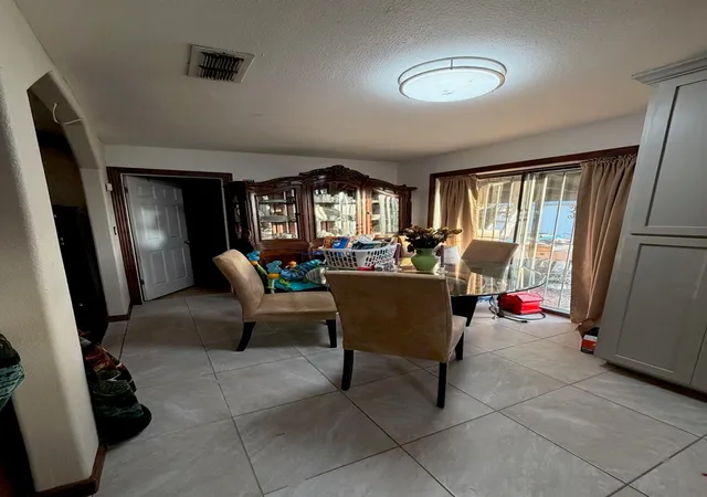 10th image of 2327 Camelot Dr, Weslaco, TX 78596 | MLS# 72564284
