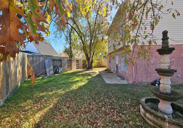 Photo 3 of Single family home for sale at 13303 Bridgepath Ct, Houston, TX 77041 | MLS# 49487025 | Listing updated on 2026-09-15