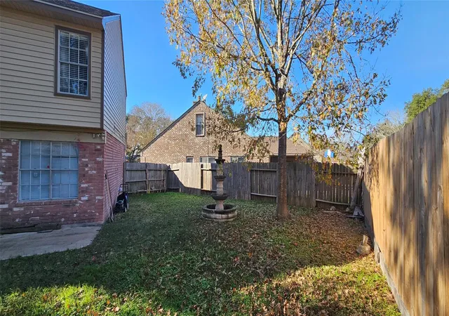 Photo 3 of Single family home for sale at 13303 Bridgepath Ct, Houston, TX 77041 | MLS# 49487025 | Listing updated on 2026-09-15