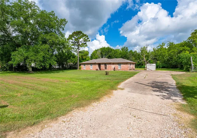 Homes for sale in Alvin, TX | 1857 County Road 99, Alvin, TX 77511 | MLS# 26650501