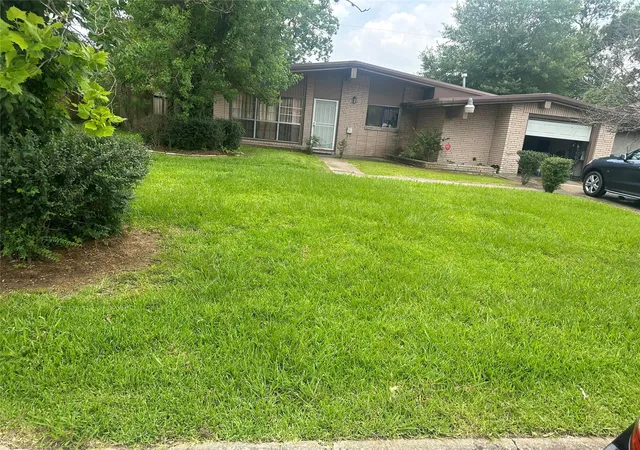 2nd image of 9330 Laura Koppe Rd, Houston, TX 77078 | MLS# 7464549