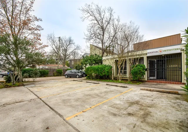 Photo 3 of Multi family home for sale at 6503 Mapleridge St, Houston, TX 77081 | MLS# 98178802 | Listing updated on 2026-08-18