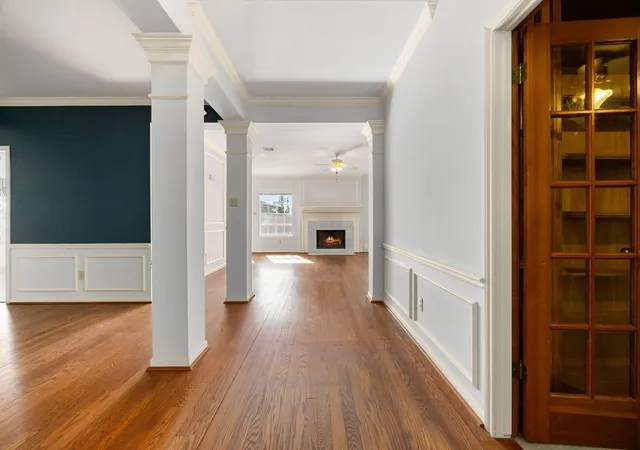 2nd image of 2207 Heather Green Dr, Houston, TX 77062 | MLS# 21200722
