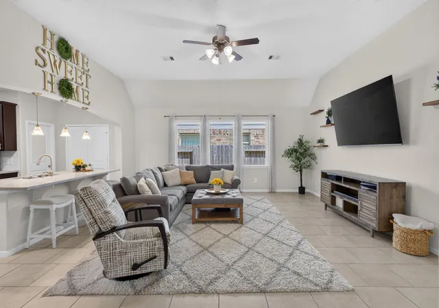 Photo 2 of Single family home for sale at 14130 Sunrise Arbor Ln, Cypress, TX 77429 | MLS# 28768600 | Listing updated on 2026-09-19