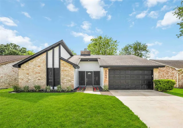 1st image of 2543 Sage Brush Ln, Sugar Land, TX 77479 | MLS# 34745194