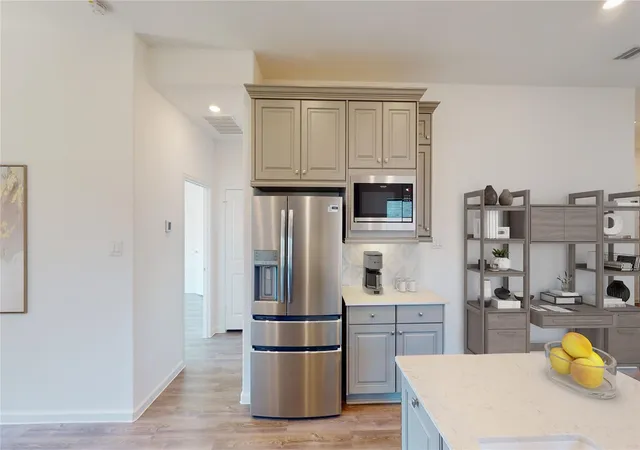 5th image of 2728 Hidden Gold Ct, League City, TX 77573 | MLS# 95581214