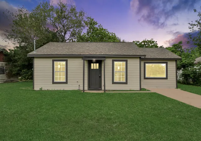 Homes for sale in Texas City, TX | 411 S Pine Rd, Texas City, TX 77591 | MLS# 39726831