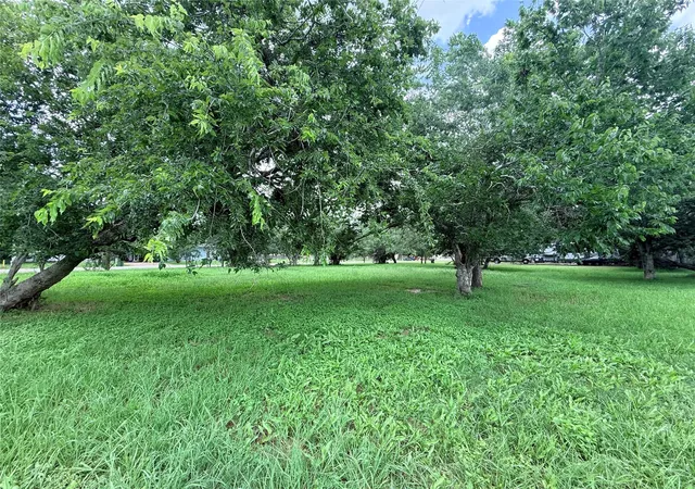 Photo 3 of Land for sale at 702 E Courthouse St, Cuero, TX 77954 | MLS# 29417102 | Listing updated on 2026-08-27