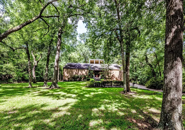 2nd image of 1776 Avenue S, Huntsville, TX 77340 | MLS# 54086195