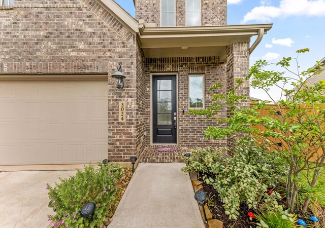 Photo 2 of Sale Pending at 3024 Andiamo Ln, Katy, TX 77493 | MLS# 29782147 | Listing updated on 2026-08-16